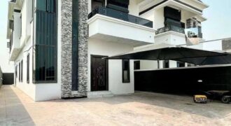 5 BEDROOM FULLY DETACHED HOUSE