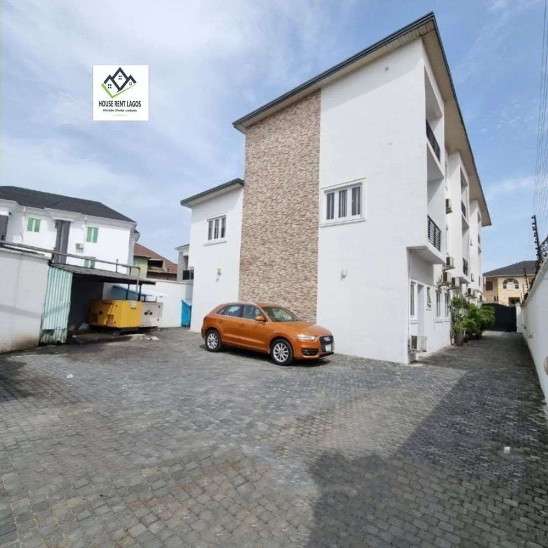 You are currently viewing 3 BEDROOM DUPLEX WITH BQ