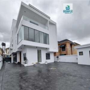 Read more about the article For Sale Luxury 6 Bedroom Detached Duplex with swimming pool in lekki phase1